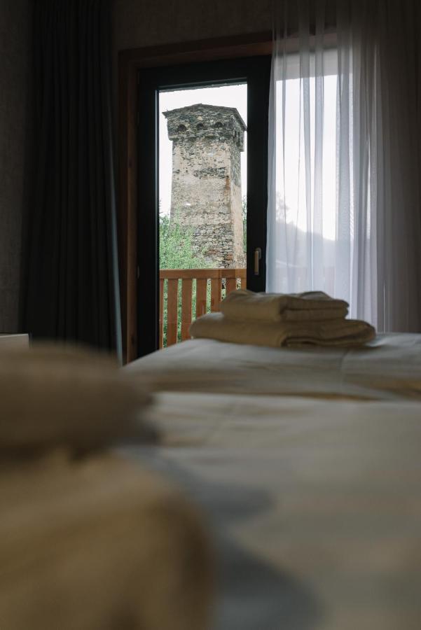 Hotel Posta Mestia Ngoại thất bức ảnh