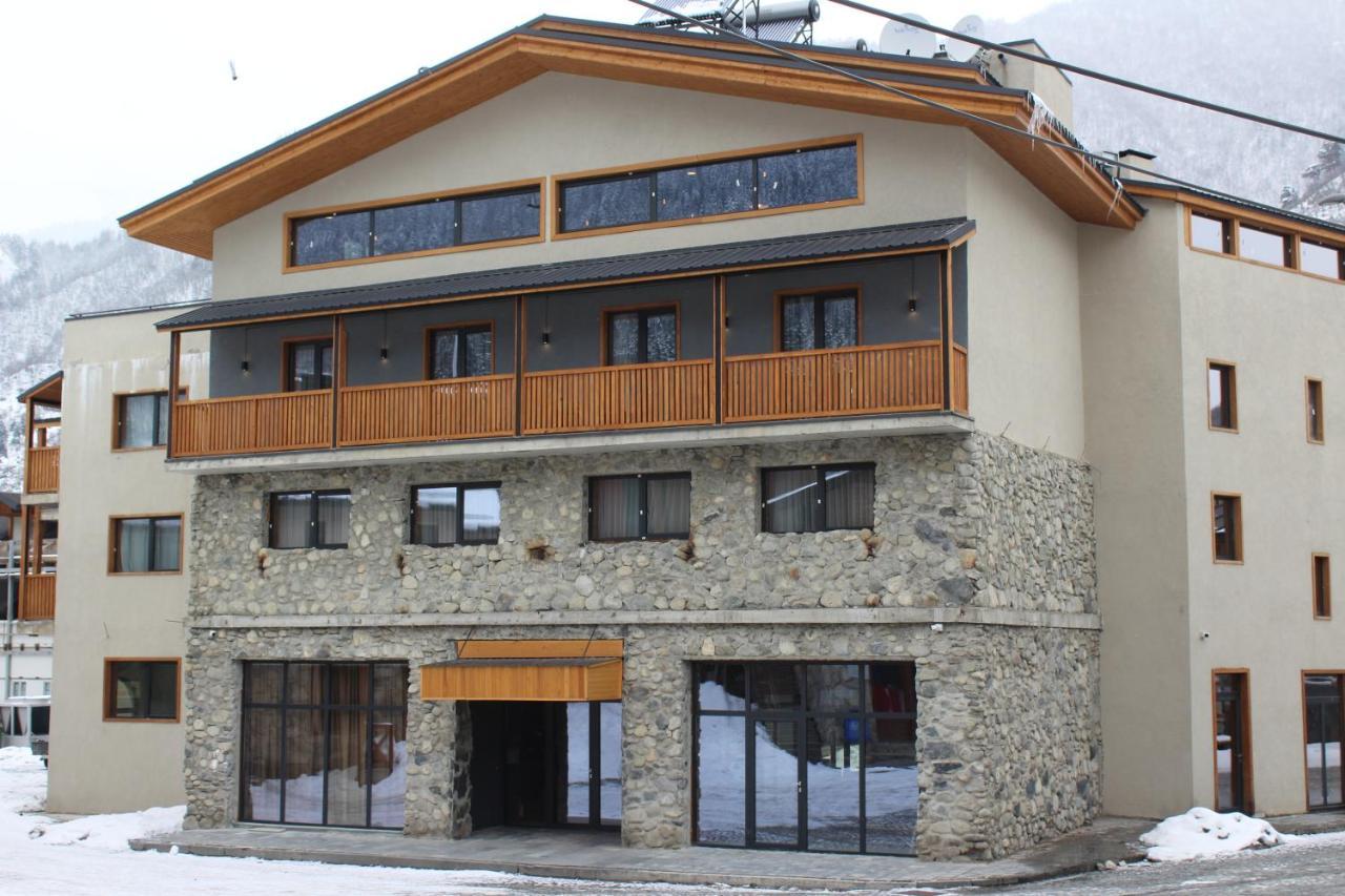 Hotel Posta Mestia Ngoại thất bức ảnh