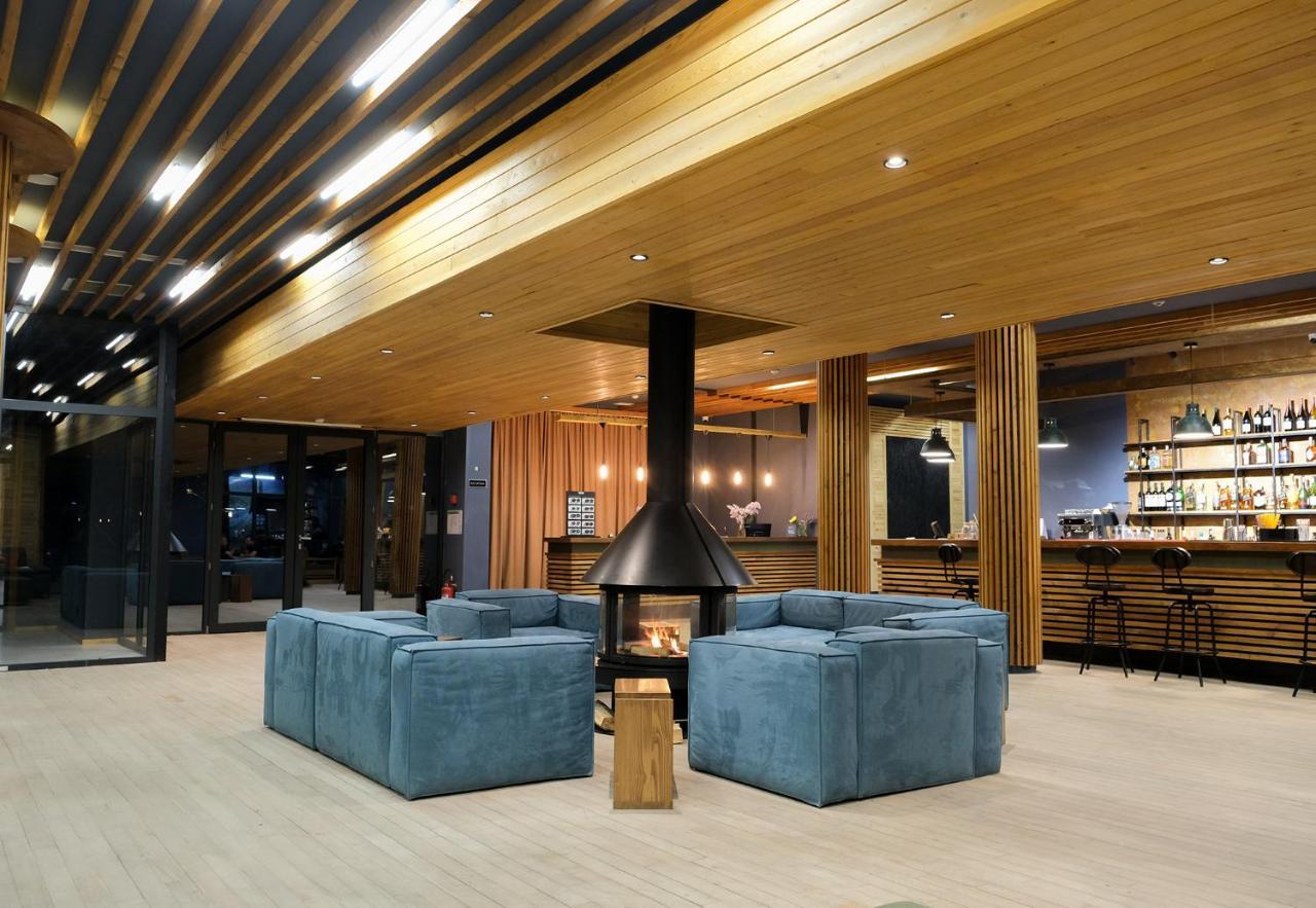 Hotel Posta Mestia Ngoại thất bức ảnh