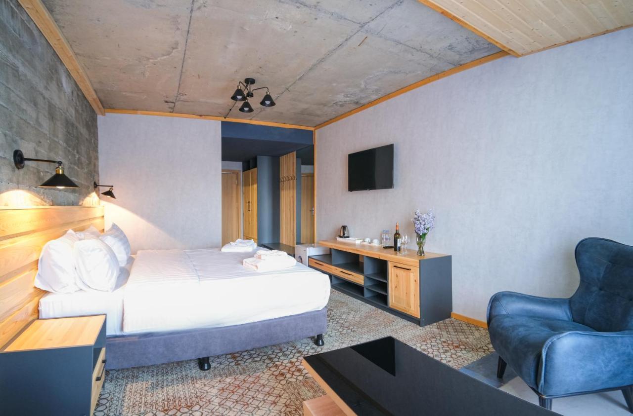 Hotel Posta Mestia Ngoại thất bức ảnh