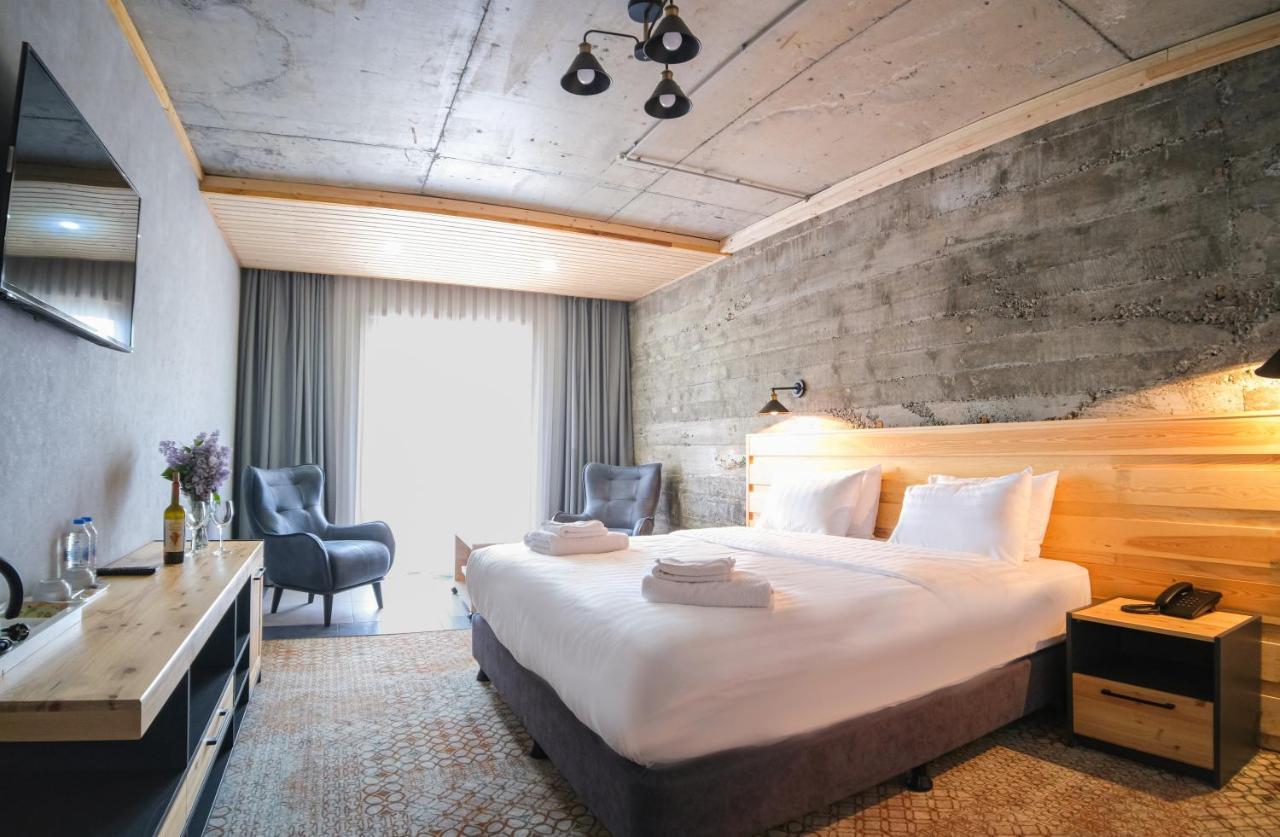 Hotel Posta Mestia Ngoại thất bức ảnh
