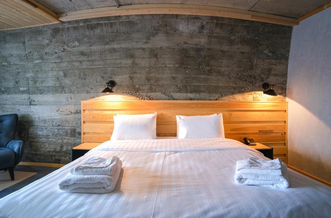 Hotel Posta Mestia Ngoại thất bức ảnh