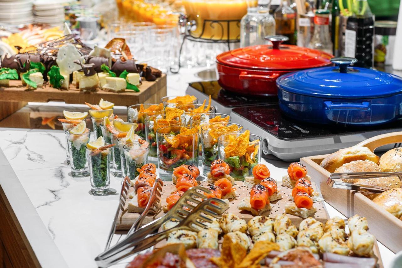 Hotel Posta Mestia Ngoại thất bức ảnh